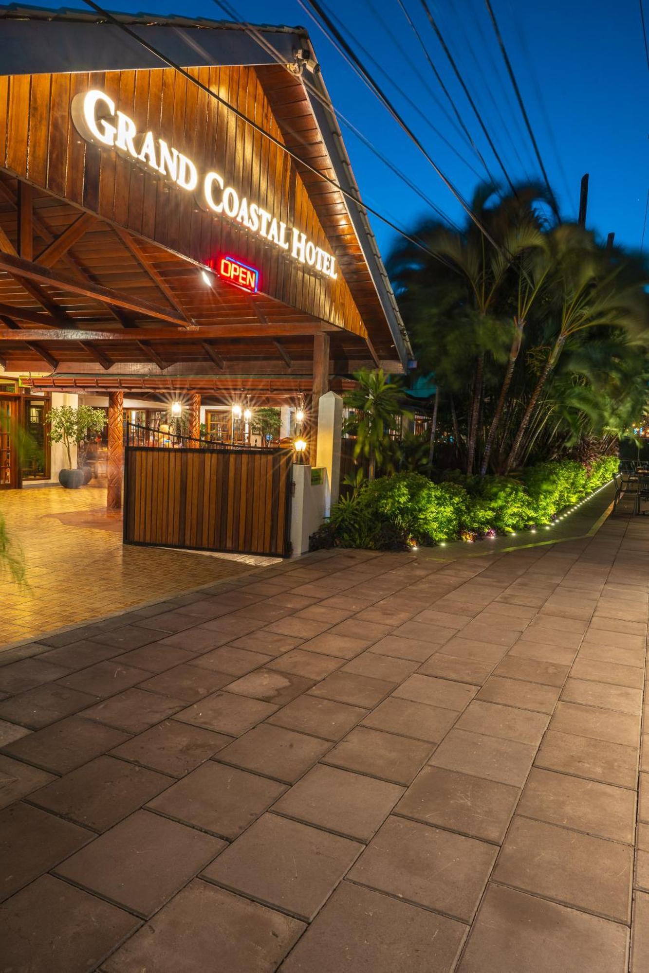 Grand Coastal Hotel Georgetown Buitenkant foto